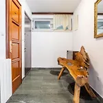 Violeta With The Sea View, 3 Min Walk To The Villa