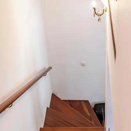 Violeta With The Sea View, 3 Min Walk To The Villa Split