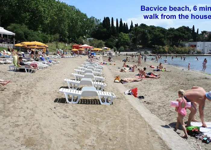 Violeta With The Sea View, 3 Min Walk To The Villa Split