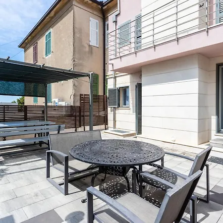 Violeta With The Sea View, 3 Min Walk To The * Spalato