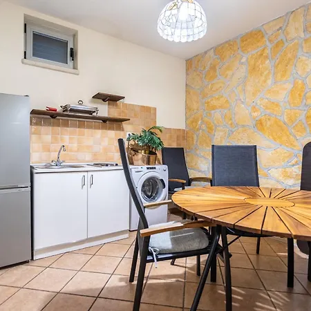 Villa Violeta With The Sea View, 3 Min Walk To The *